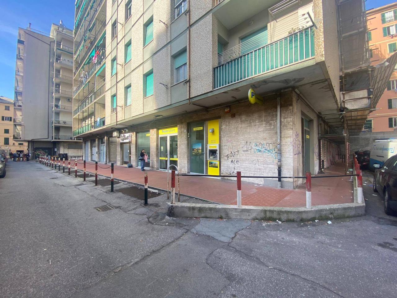 Palazzina commerciale in Via Ulanowsky 36, Genova, {3} - Foto 1