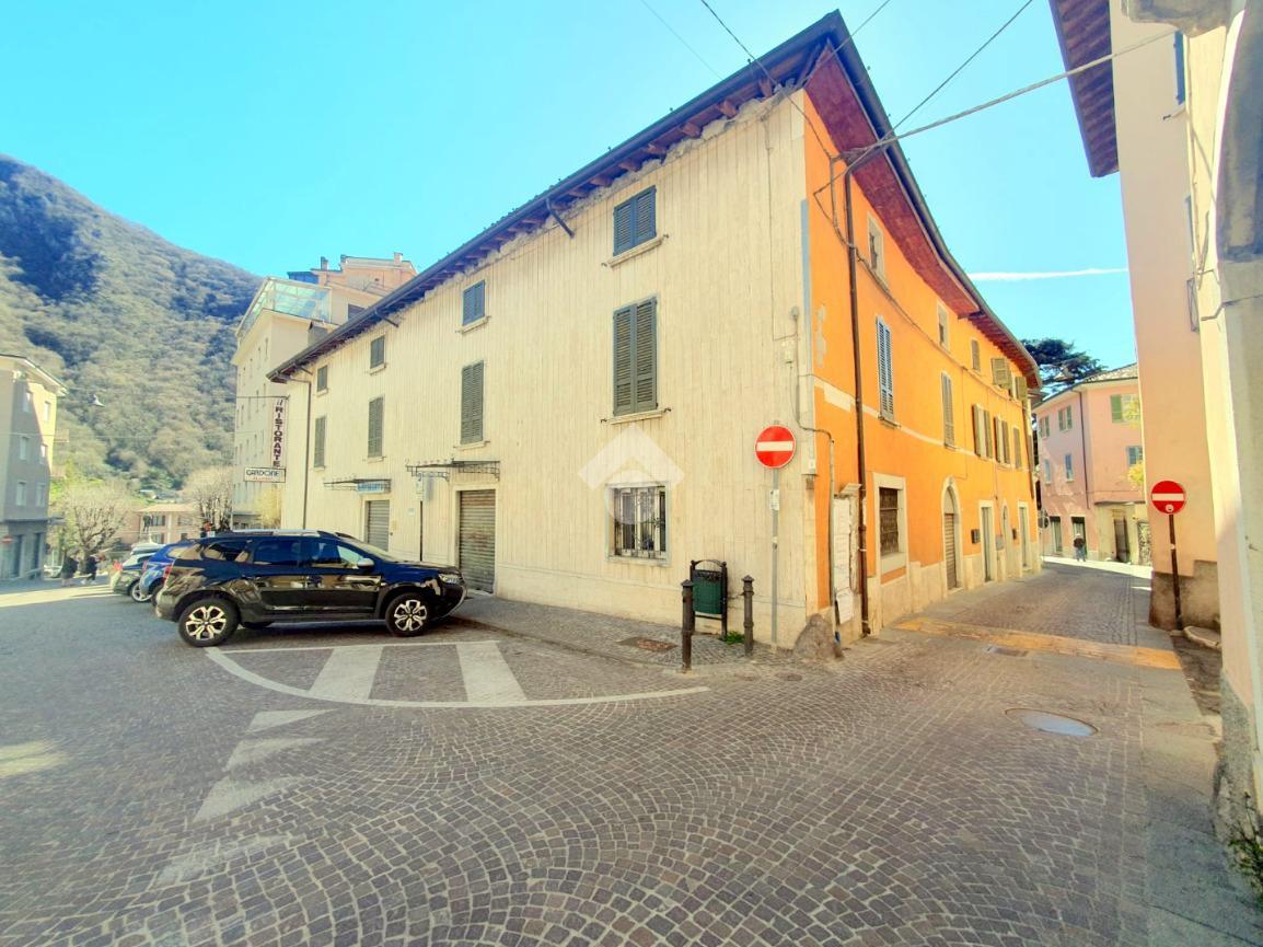 Albergo in Piazza Giuseppe Garibaldi 27, Gardone Val Trompia - Foto 1