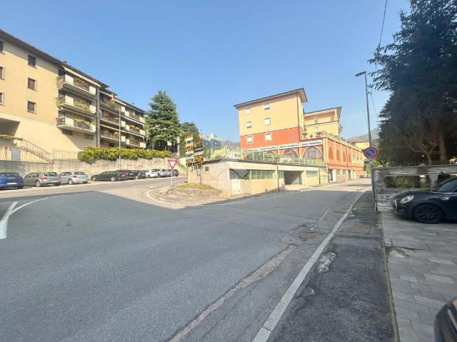 Geschäft in Via Carlo Cattaneo 8, Lumezzane - Foto 1