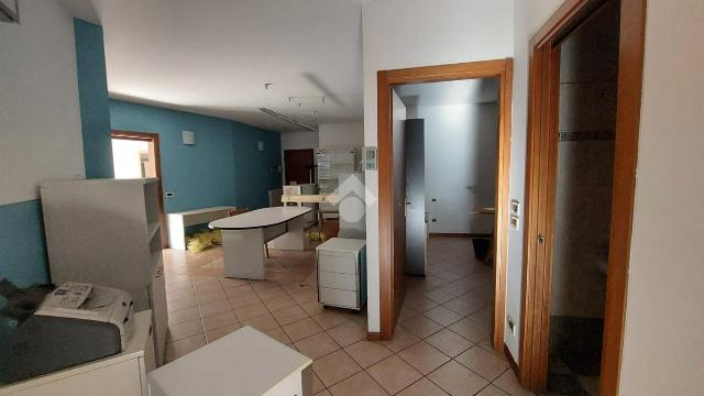 Büro in Via Brescia 36, Lumezzane - Foto 1