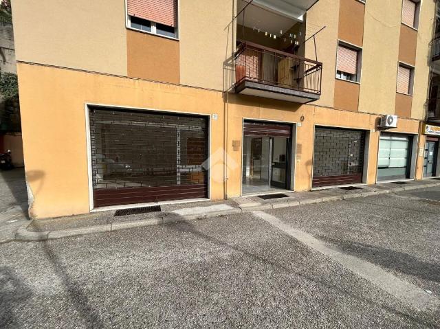 Ufficio in Via Monte Grappa 48, Lumezzane - Foto 1