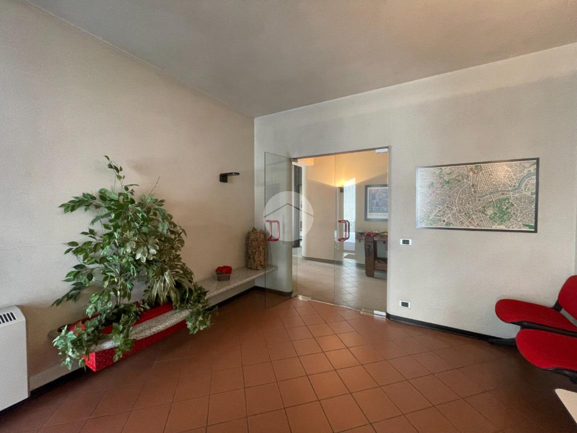 Ufficio in Via G. Garibaldi 43, Boffalora Sopra Ticino, {3} - Foto 2