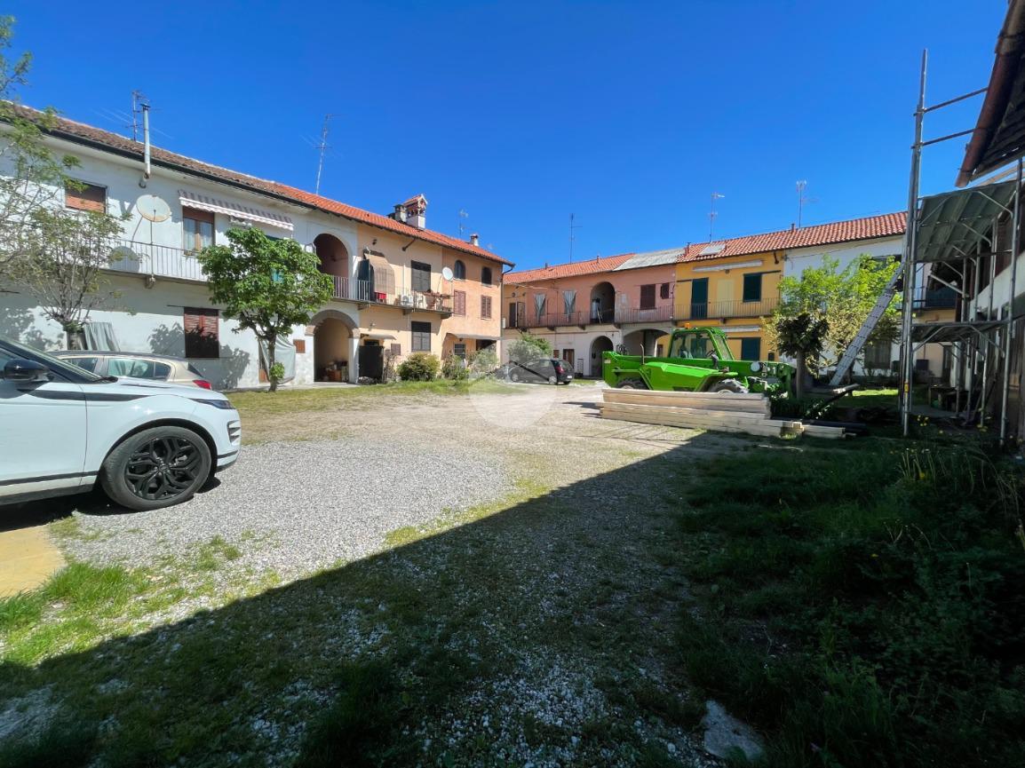 Magazzino in Via Repubblica 13, Boffalora Sopra Ticino, {3} - Foto 2