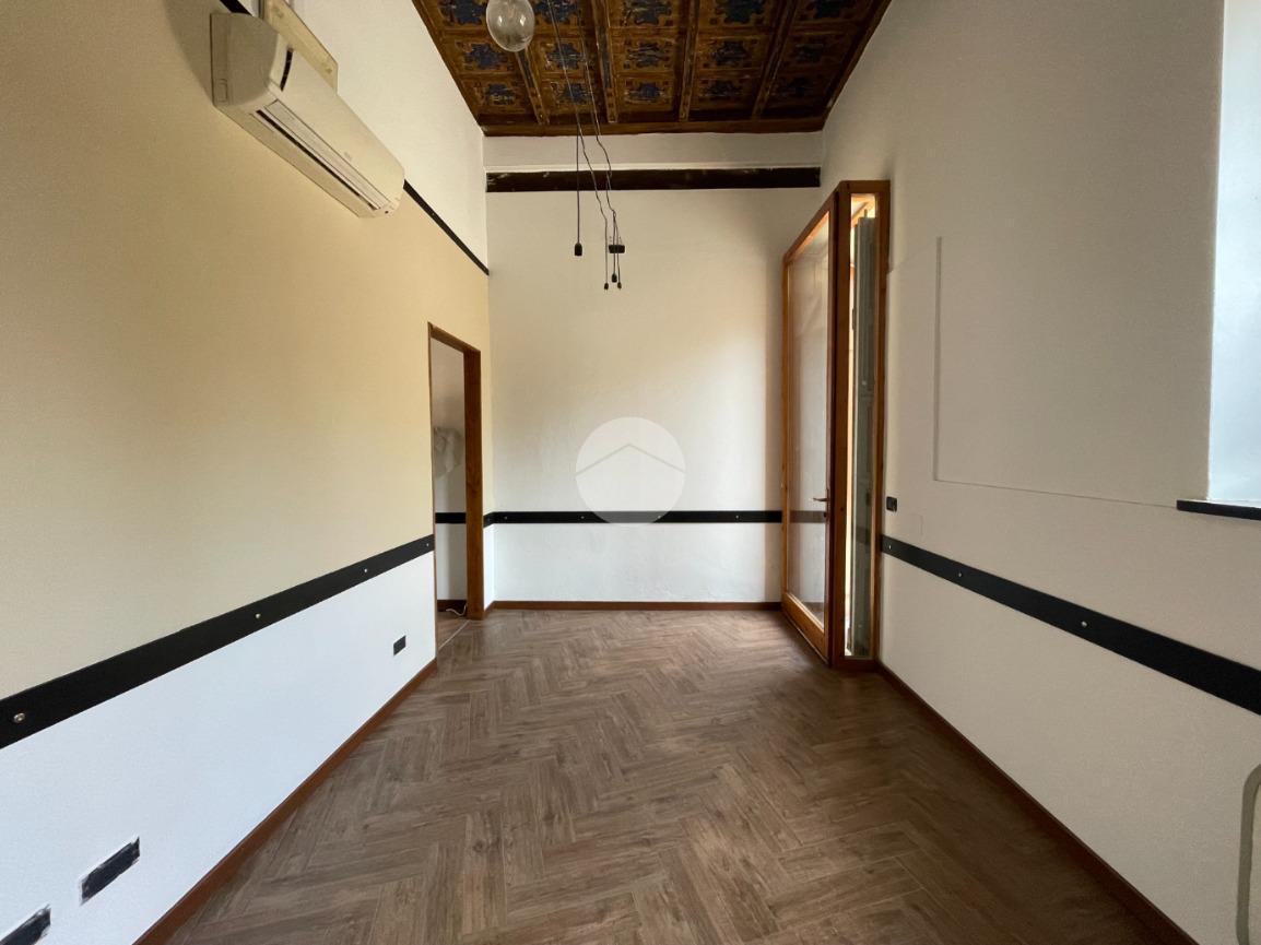 Ufficio in Via Dante Alighieri 44, Robecco Sul Naviglio, {3} - Foto 2