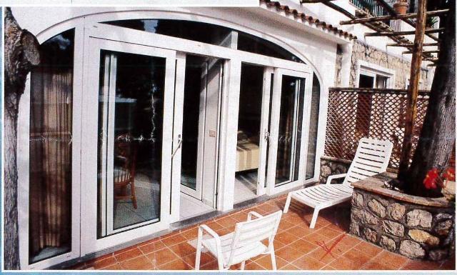 2-room flat in Via Tragara, Capri - Photo 1