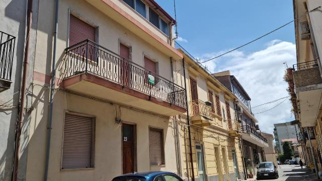 Detached house in Via Garibaldini 23, Reggio di Calabria - Photo 1