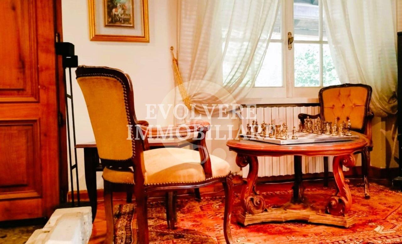 Villa in vendita a Genzano Di Roma