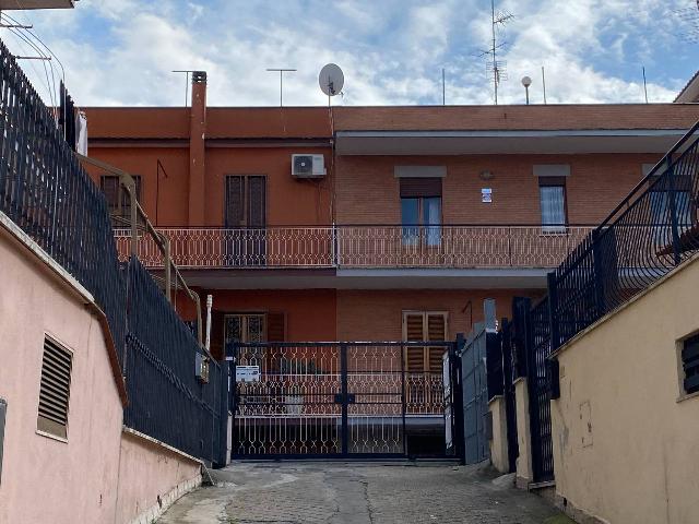 Casa indipendente in Via del Fuoco Sacro, Roma - Foto 1