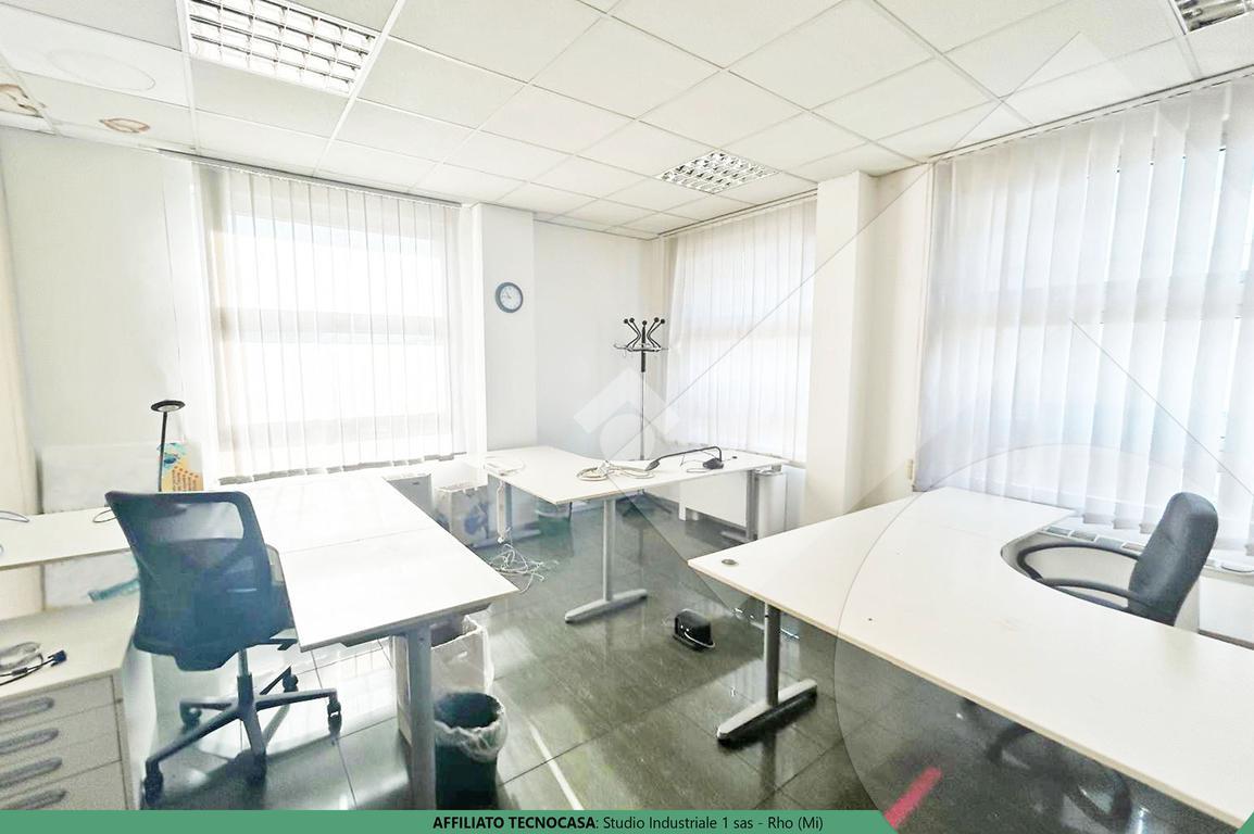 Ufficio in Via Vespucci 7, Pero, {3} - Foto 1