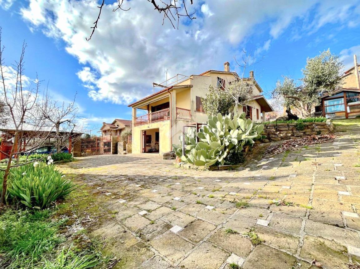 Villa in vendita a Canale Monterano
