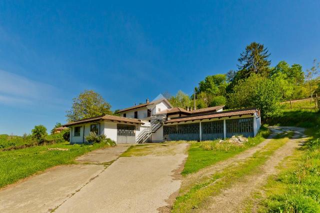 Detached house in Str. Madonna di Fey 16, Bra - Photo 1