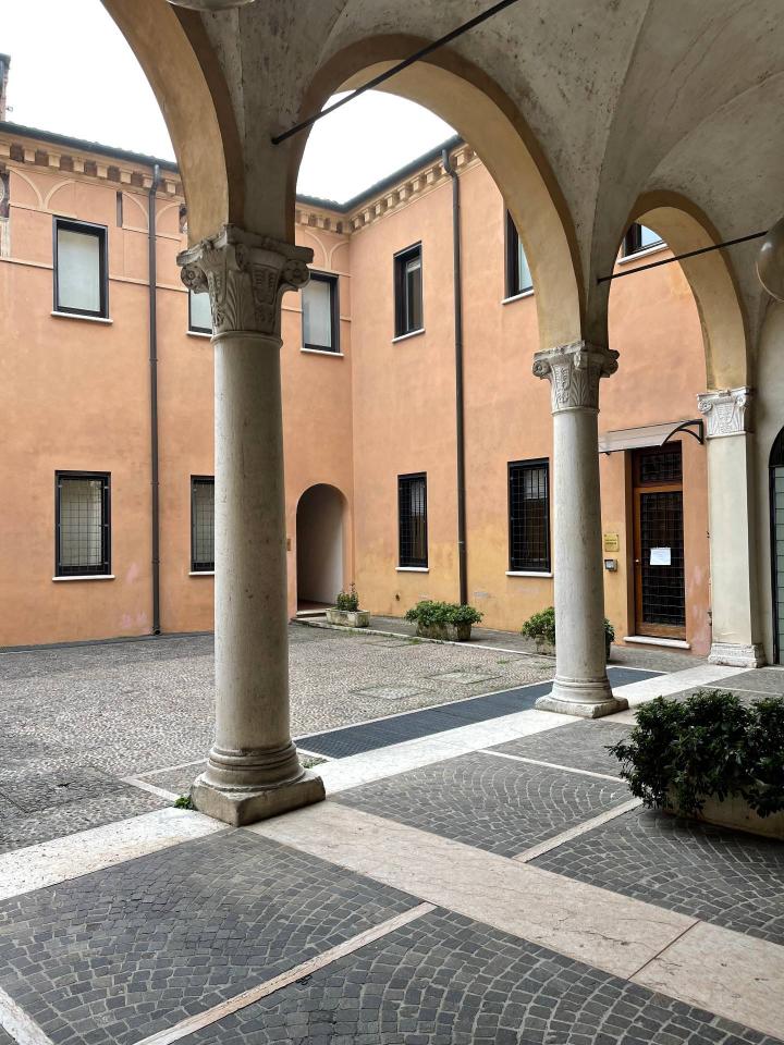 Appartamento in affitto a Mantova