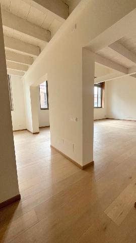 Vierzimmerwohnung in Via Chiassi 20, Mantova - Foto 1