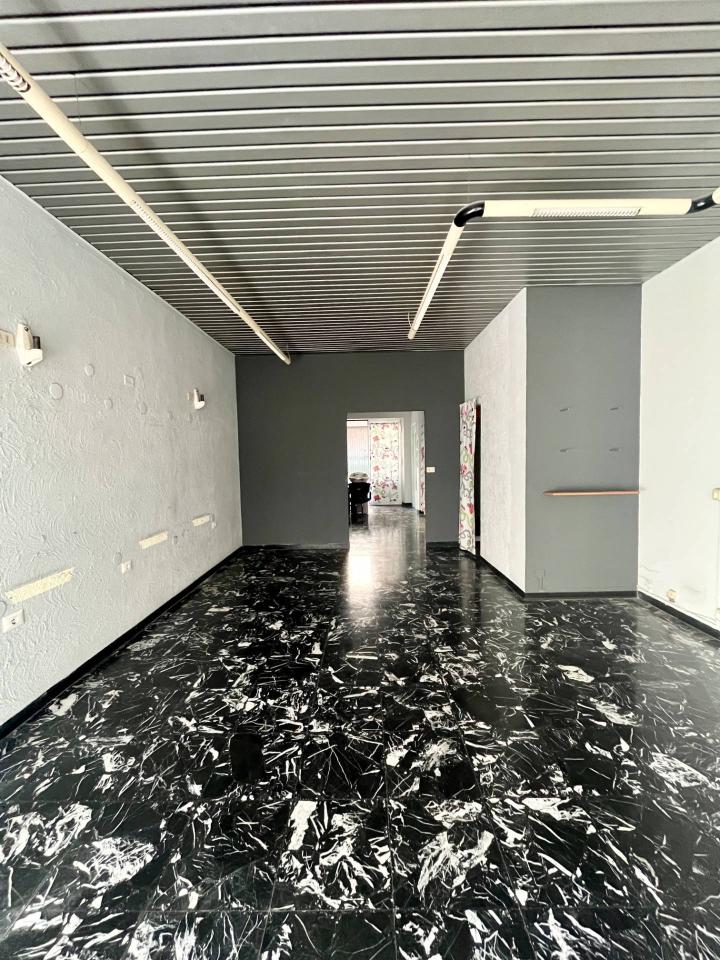 Negozio in Via Roma 85, Pino Torinese, {3} - Foto 2