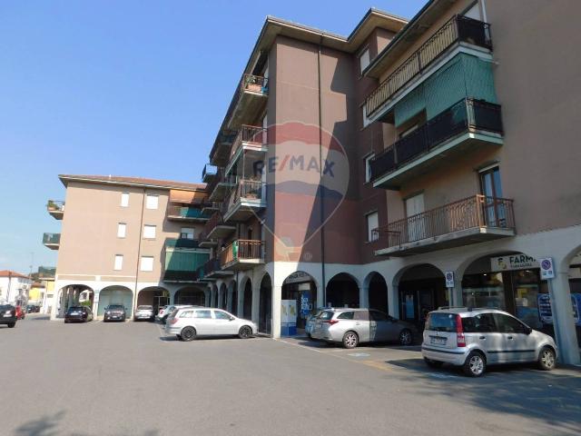 3-room flat in Papa Giovanni XXIII 3, Presezzo - Photo 1