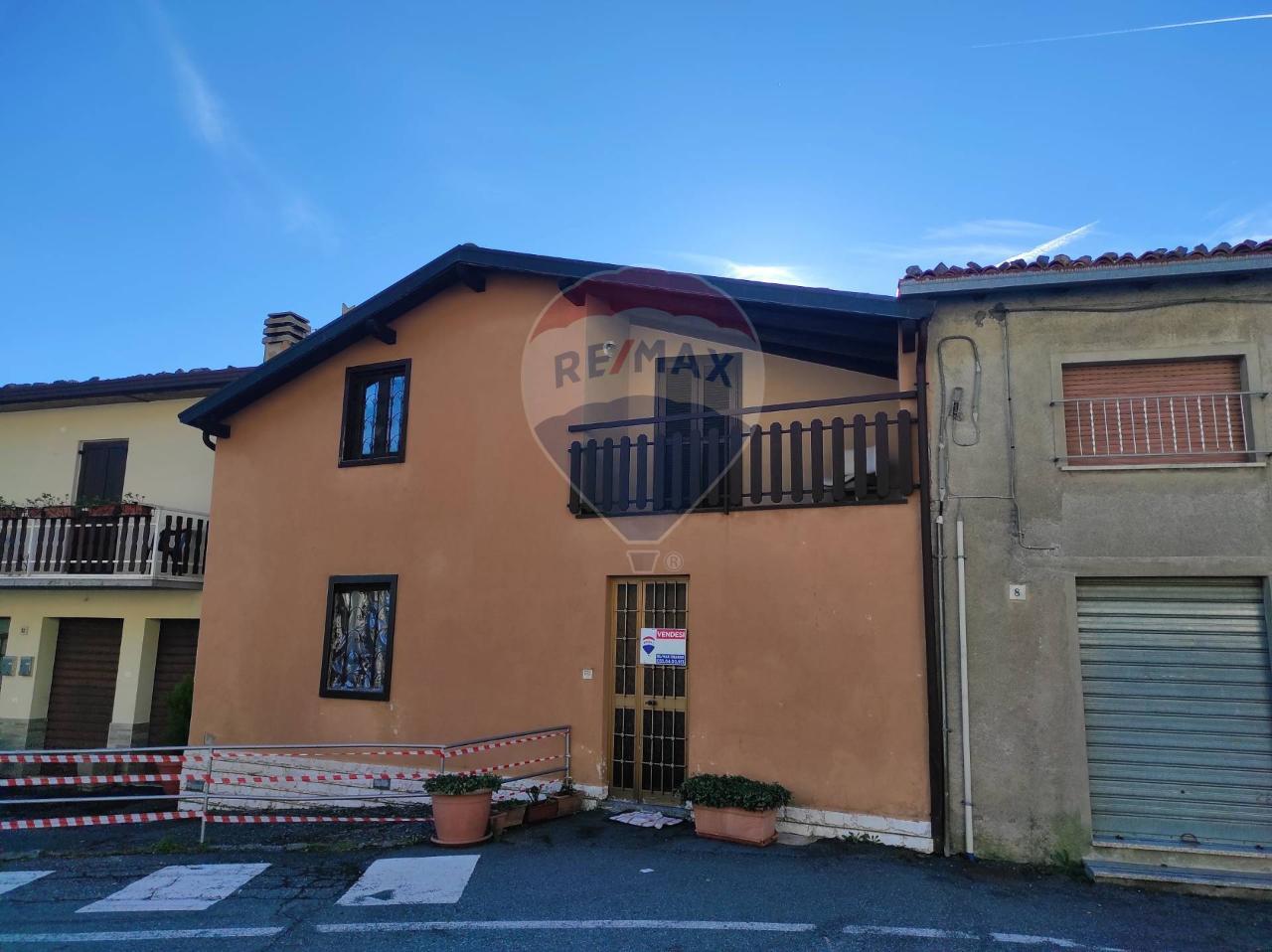 Casa indipendente in vendita a Rogno