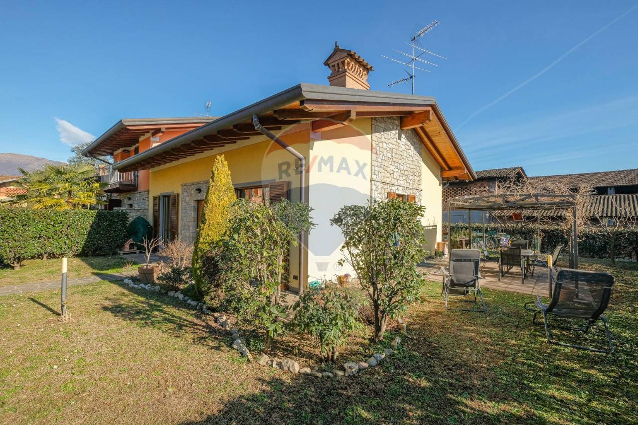 Villa a schiera in vendita a Mapello