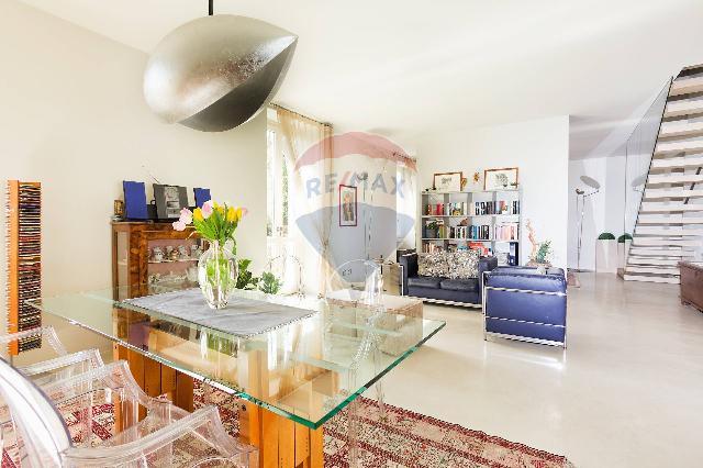 4-room flat, Lovere - Photo 1