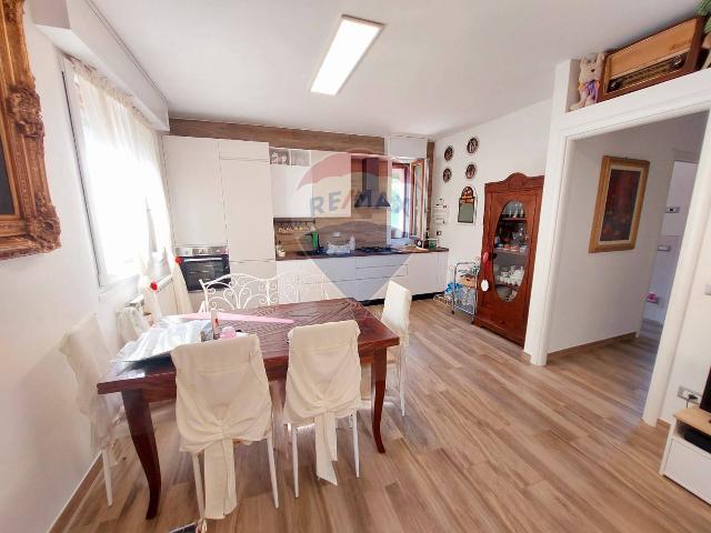 2-room flat, Spinone al Lago - Photo 1