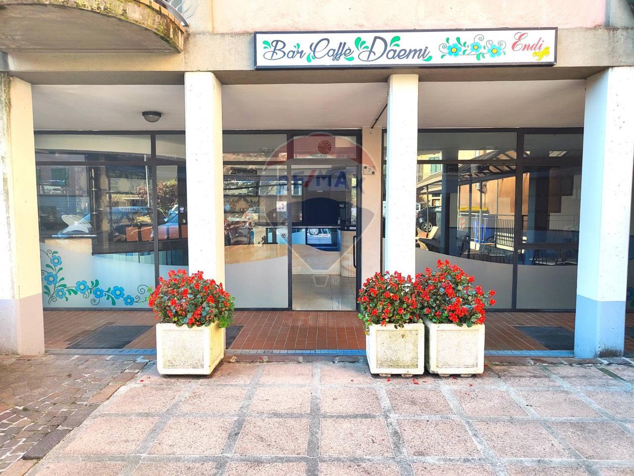 Negozio in Piazza Alpini, Piancogno, {3} - Foto 1