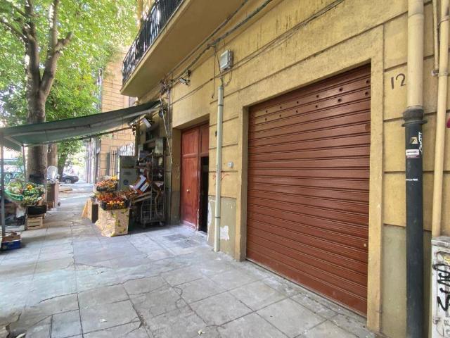 Geschäft in Via Gregorio Ugdulena, Palermo - Foto 1