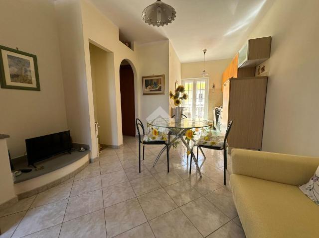 3-room flat in Via Kennedy 83, Villapiana - Photo 1