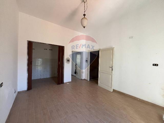 2-room flat, Cecina - Photo 1