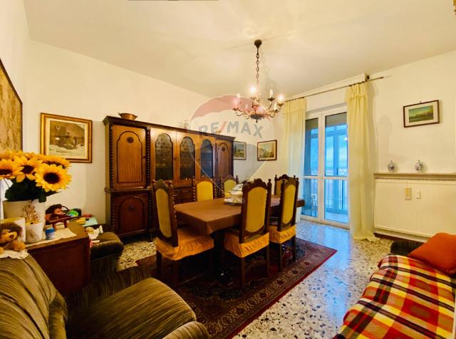 3-room flat in Via Leonardo Walter Manzone 12, Vercelli - Photo 1