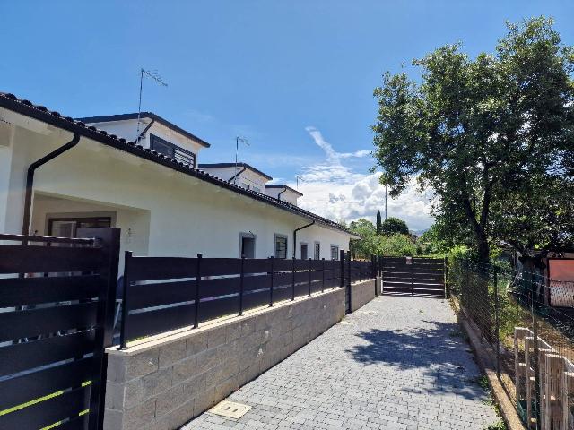 Villa a schiera in Via dei Vigneti, Ciampino - Foto 1