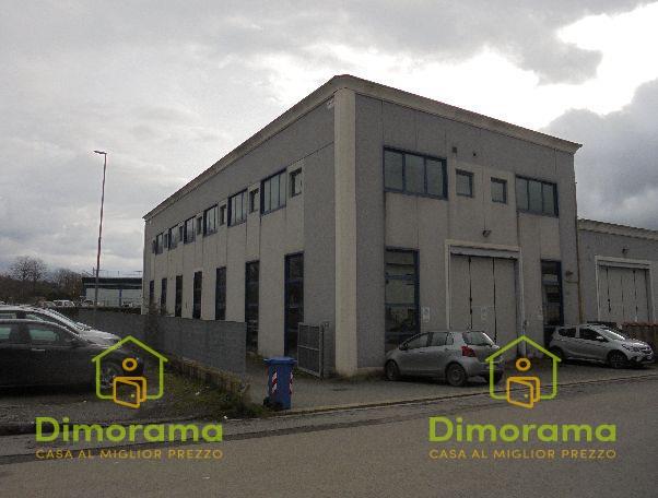 Officina in Via Fratelli Giugni 22, Vicchio - Foto 1