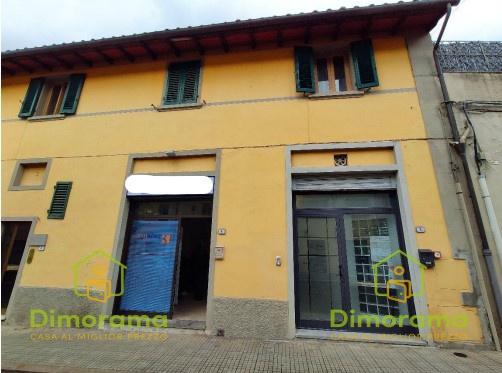 Officina in Via Benvenuto Cellini 2, Vicchio - Foto 1
