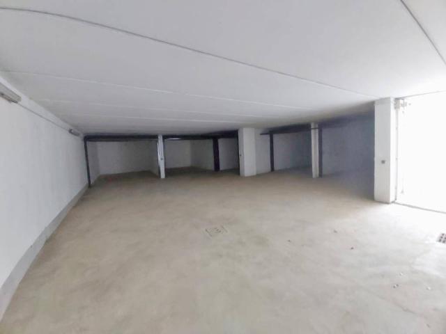 Garage or car box in {3}, Via Borromeo - Photo 1