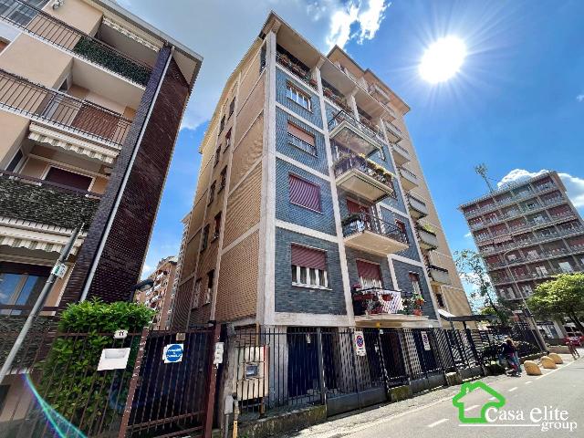 3-room flat in Via dei Pini 19, Melegnano - Photo 1