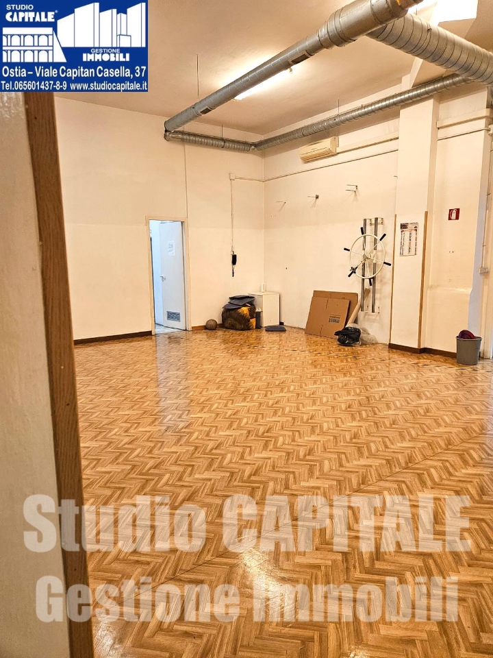 Showroom in affitto a Roma