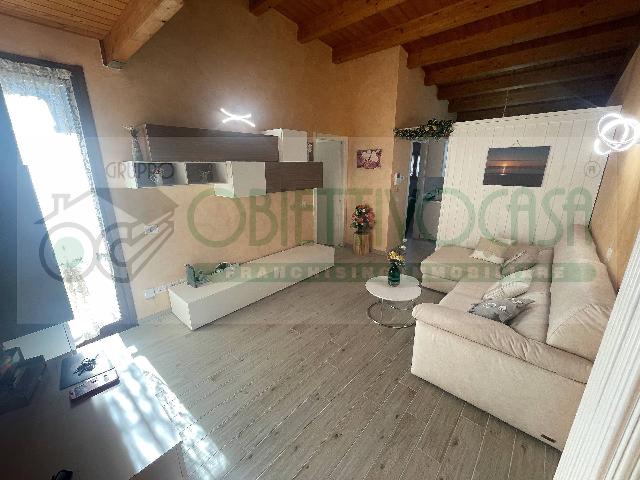 2-room flat in Via Monteverdi 24, Trezzano sul Naviglio - Photo 1