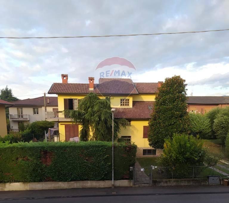 Casa indipendente in vendita a Seriate