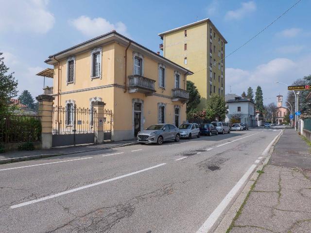 Gemeinschaftsbüro in Via Nazario Sauro 6, Gallarate - Foto 1