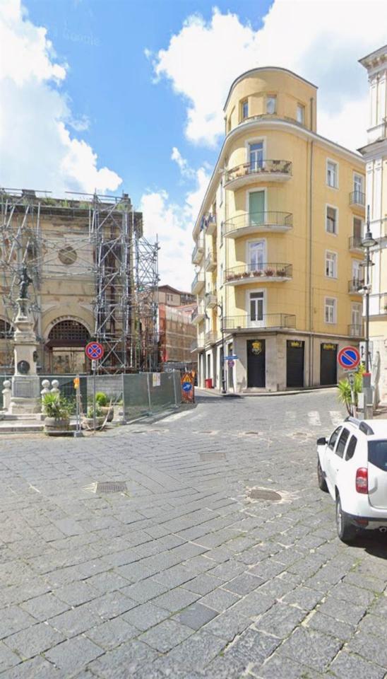 Negozio in Centro Storico, Avellino, {3} - Foto 1