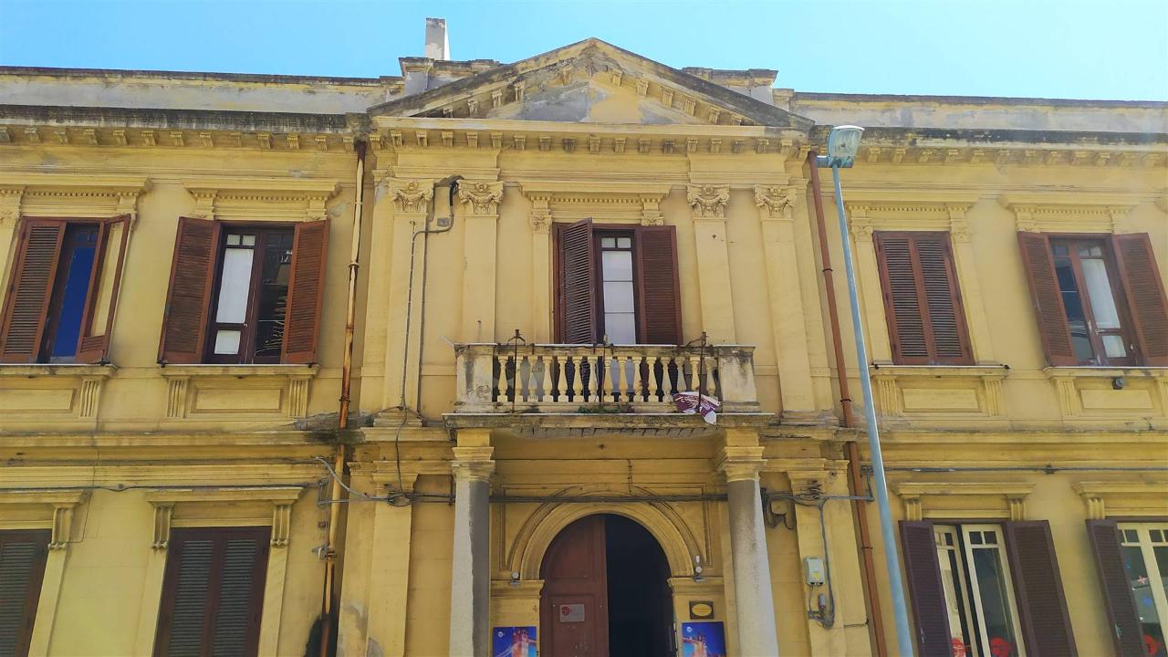 Ufficio in Via Castello, Reggio Calabria, {3} - Foto 1