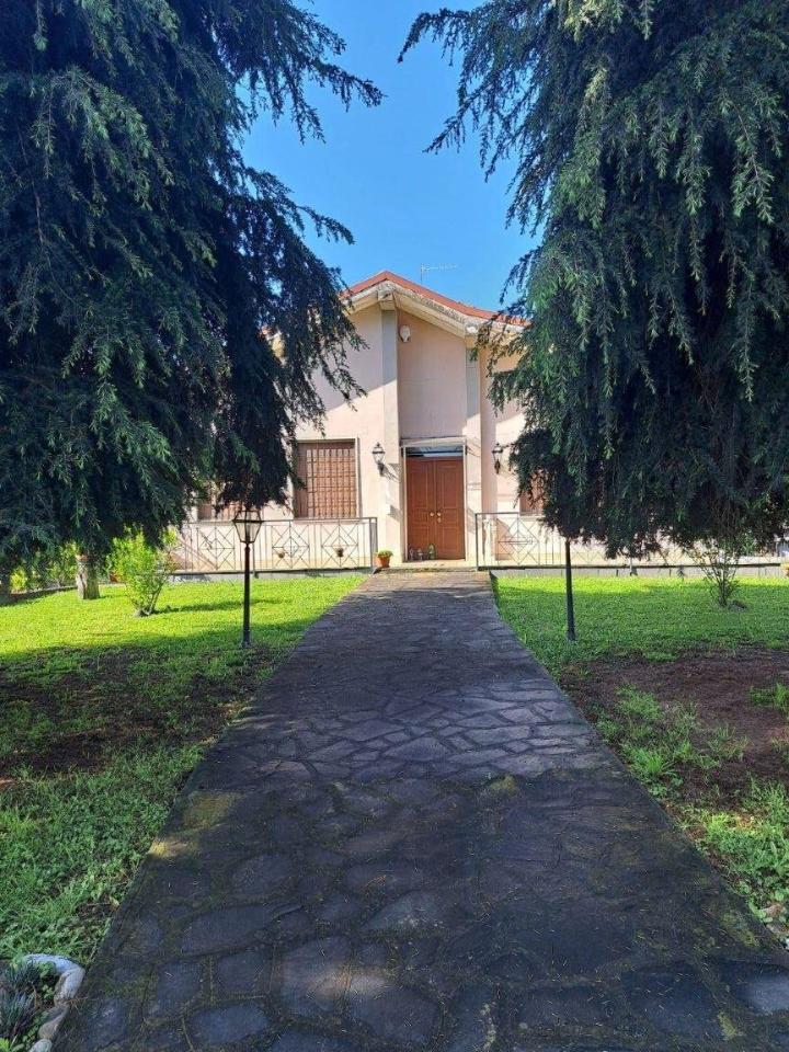 Villa in vendita a Chignolo Po