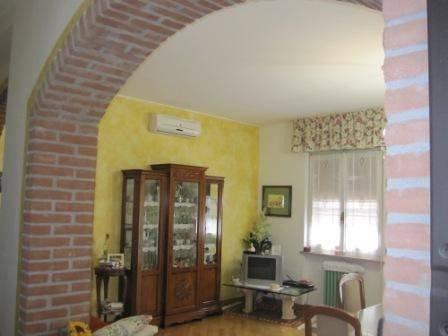 3-room flat in Via della Vittoria 30, San Colombano al Lambro - Photo 1