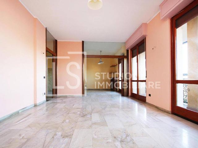 3-room flat in Via Fratelli Piazza 11, Cuggiono - Photo 1