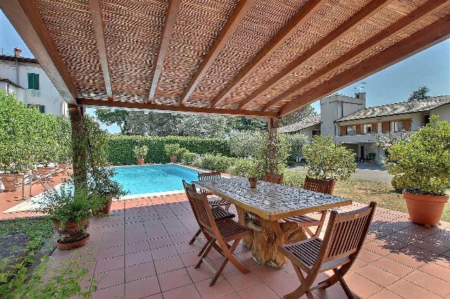 Villa in Via Roma, Barga - Foto 1