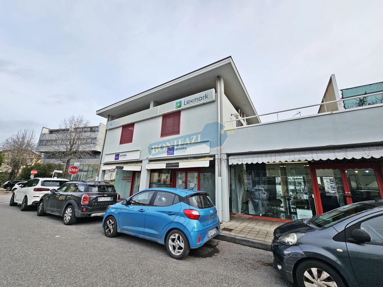 Ufficio in Via dell'Oleificio, Viareggio, {3} - Foto 1