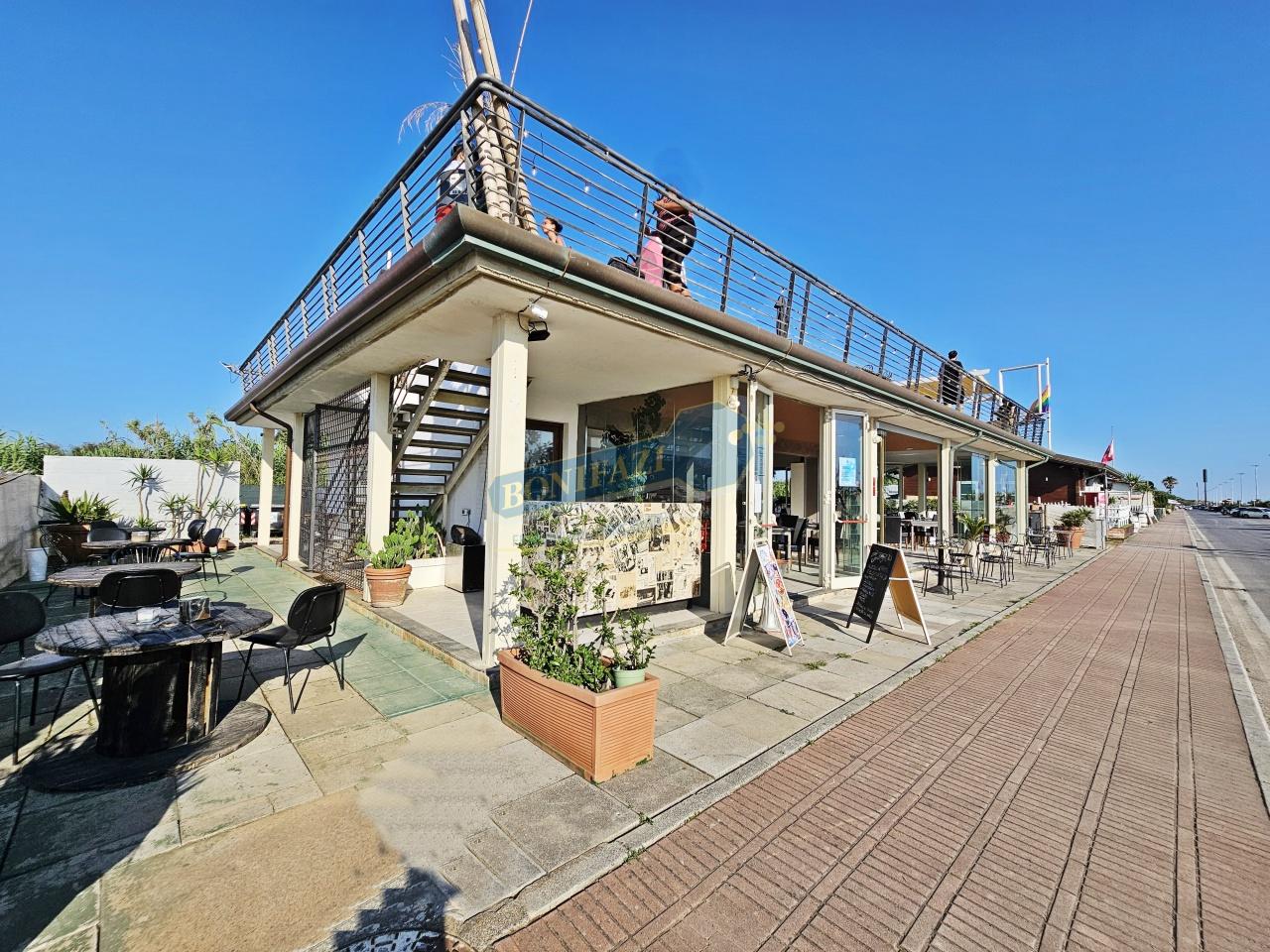 Palazzina commerciale in Viale Europa, Viareggio, {3} - Foto 2