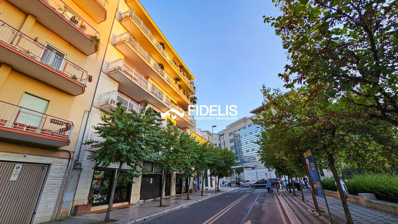 Magazzino in Via XXIV Maggio 13, Andria, {3} - Foto 2