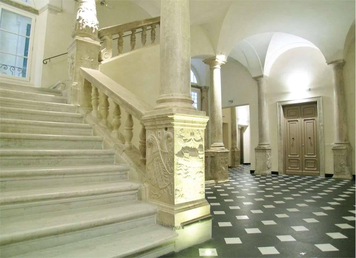 appartamento in affitto a Genova in zona Sottoripa / Maddalena / Molo