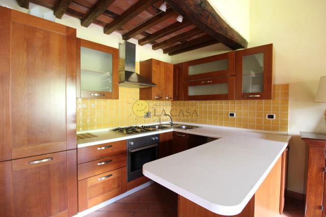 3-room flat in 5 Km The Mall, Reggello - Photo 1