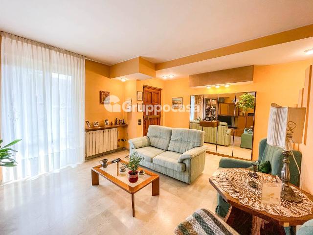 Villa a schiera in Via Toti 7/B, Magenta - Foto 1