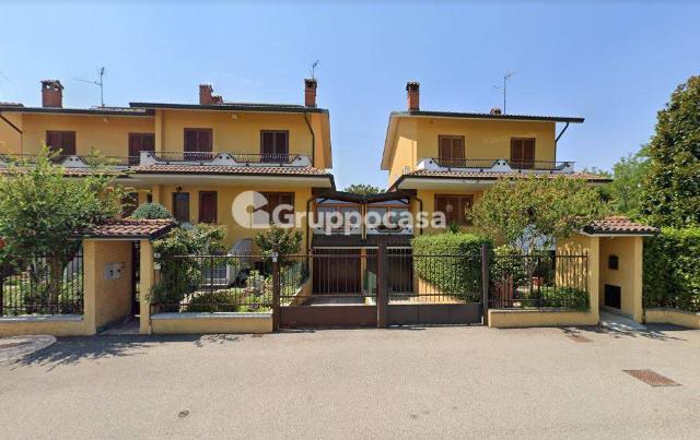 Villa in Via Falcone 6/8, Corbetta - Foto 1